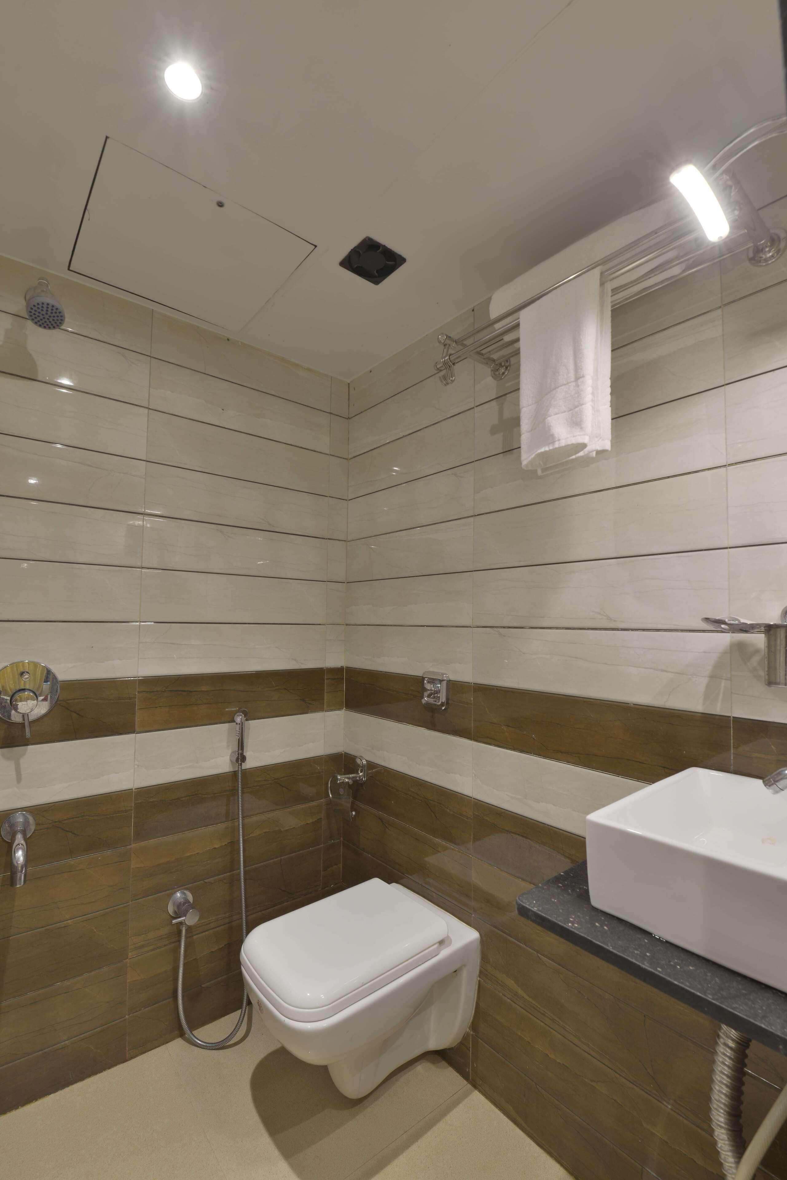Residency Park Near Masjid Rly Station South Hotel 3*