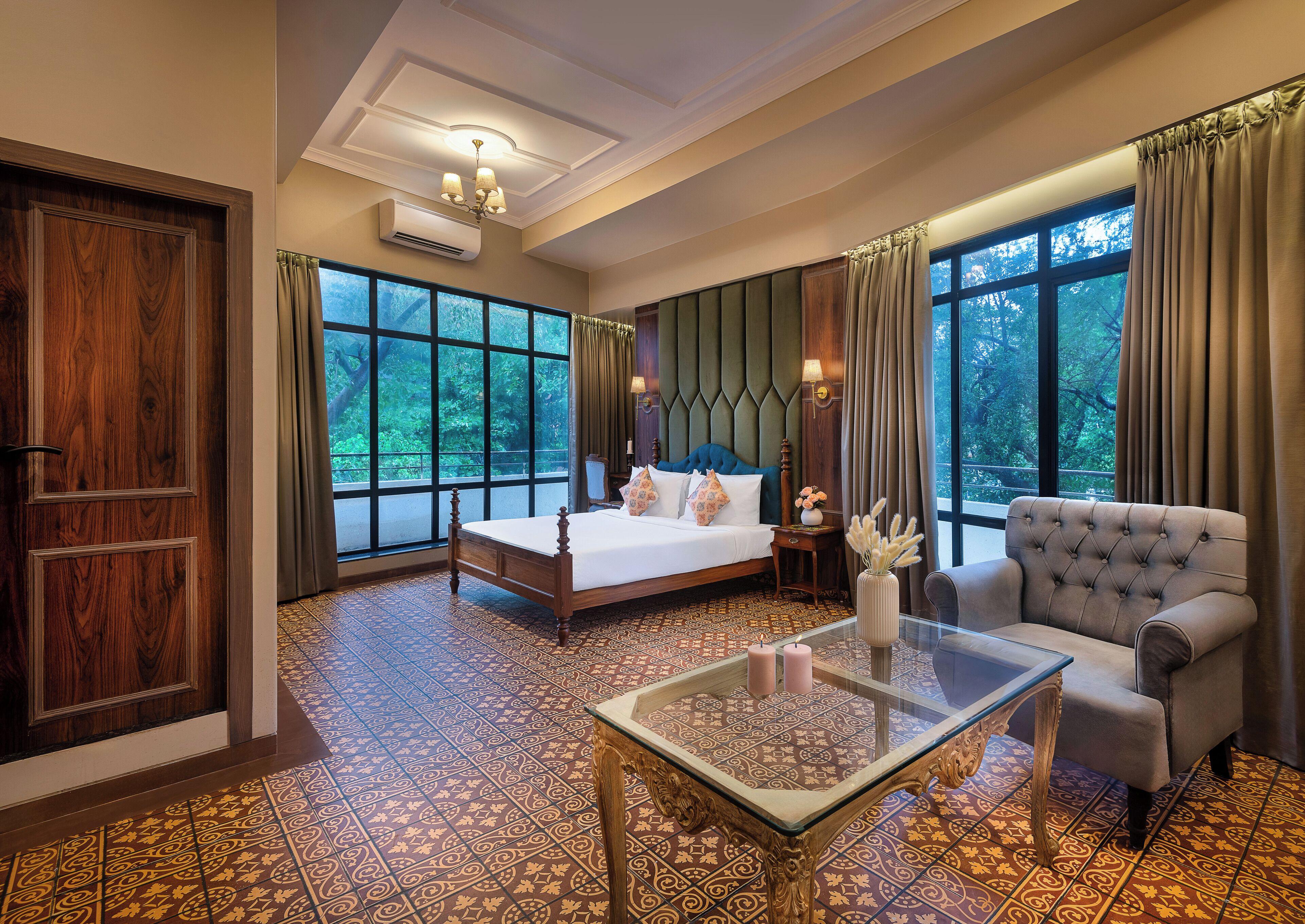Arnna-goregaon Hotel 4*