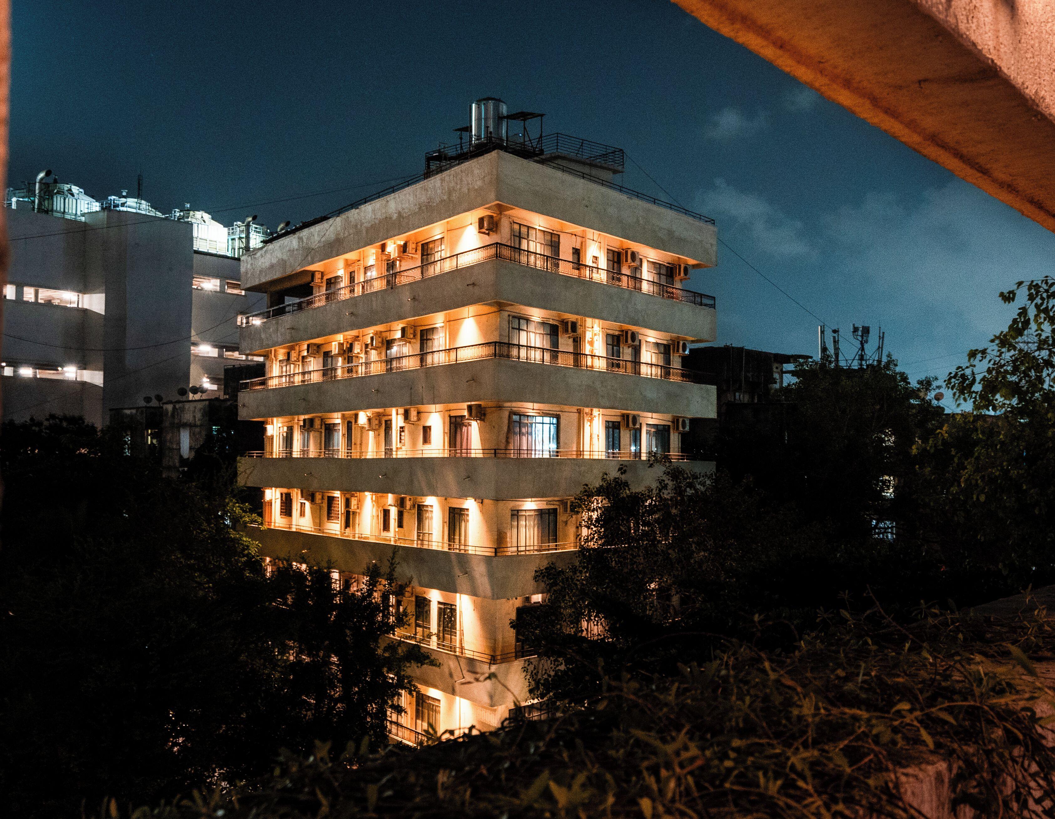 Arnna-goregaon Hotel 4*