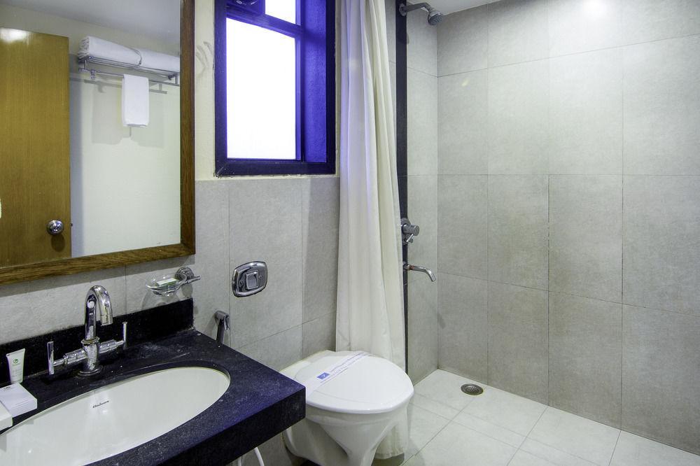 The Legend Hotel- Santacruz Near International Airport Hotel
