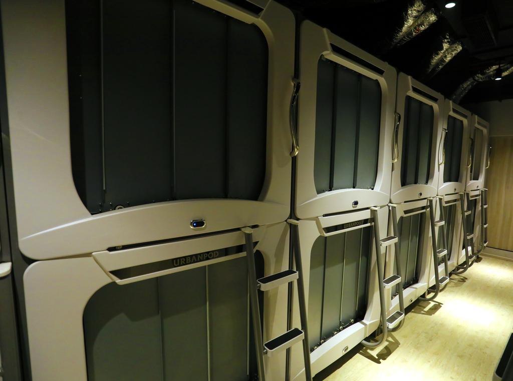 Capsule hotel Urbanpod Mumbai