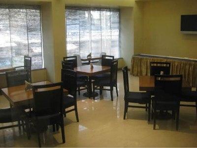 Hotel The Legend Hotel- Santacruz Near International Airport 3*