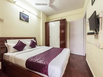 Oyo Malad Raheja Complex Road Apartment *