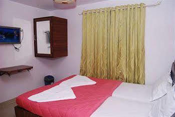 K.c Residency 2*