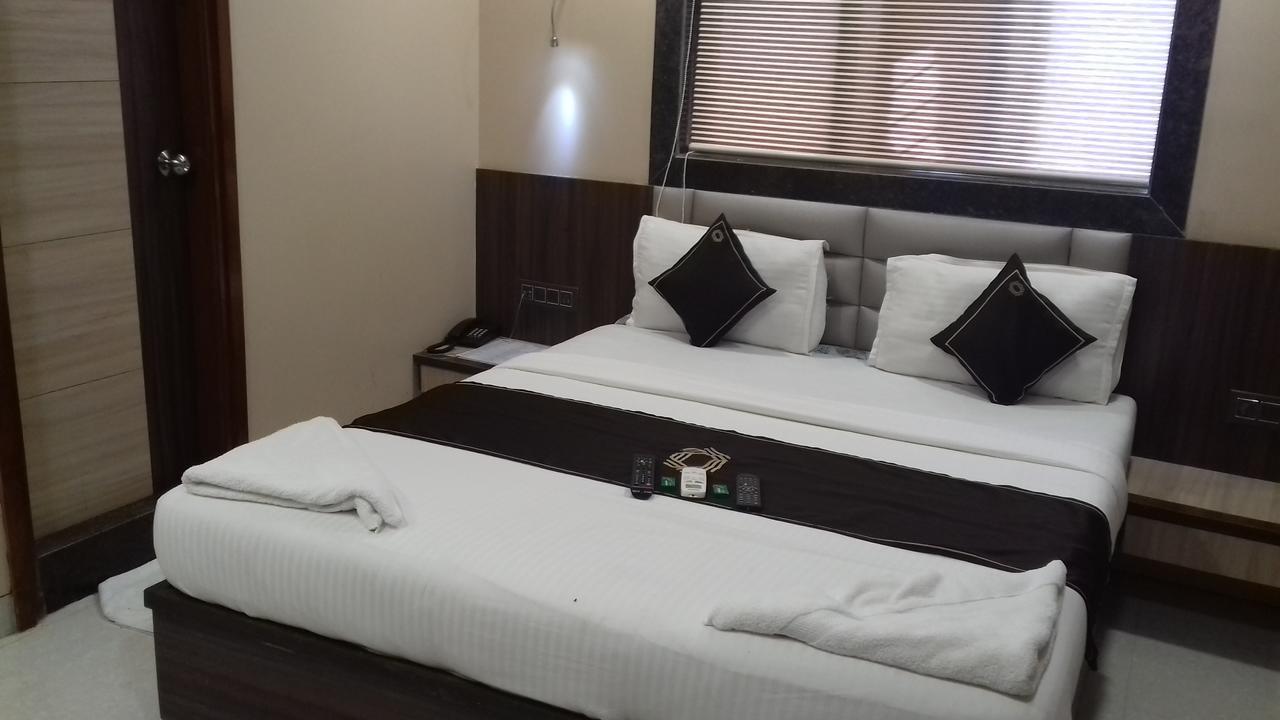 Shine Hospitality Bombaim