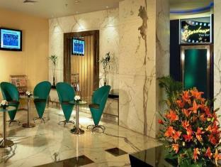 Grand Hometel A Sarovar