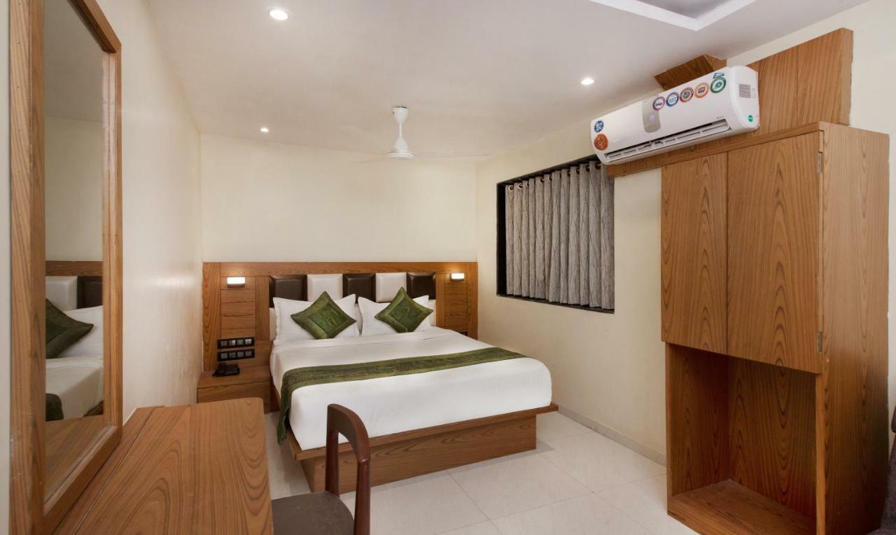Residency Park Near Masjid Rly Station South Hotel 3*