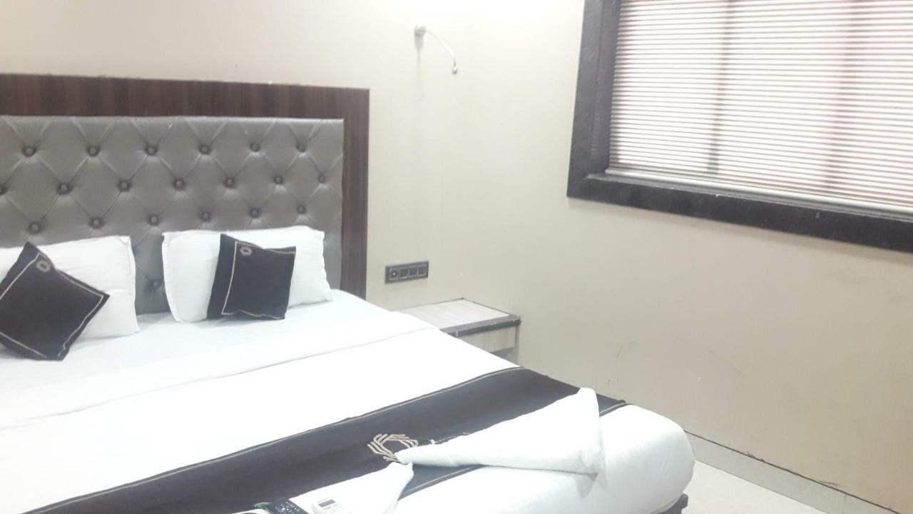 Shine Hospitality Bombaim
