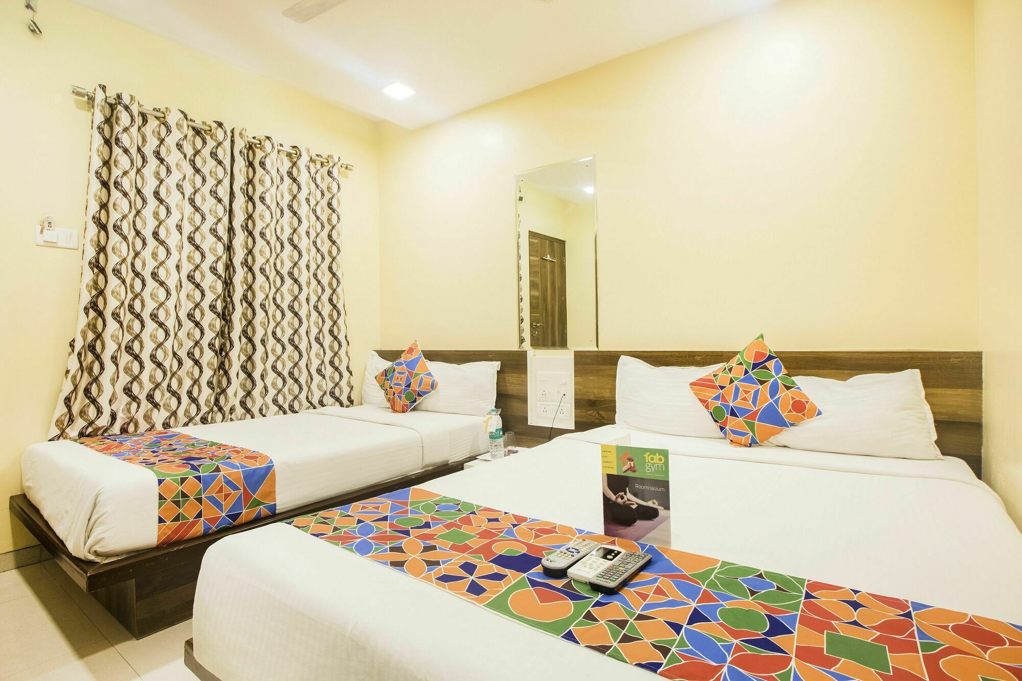 Hotel Fabhotel Airport Metro