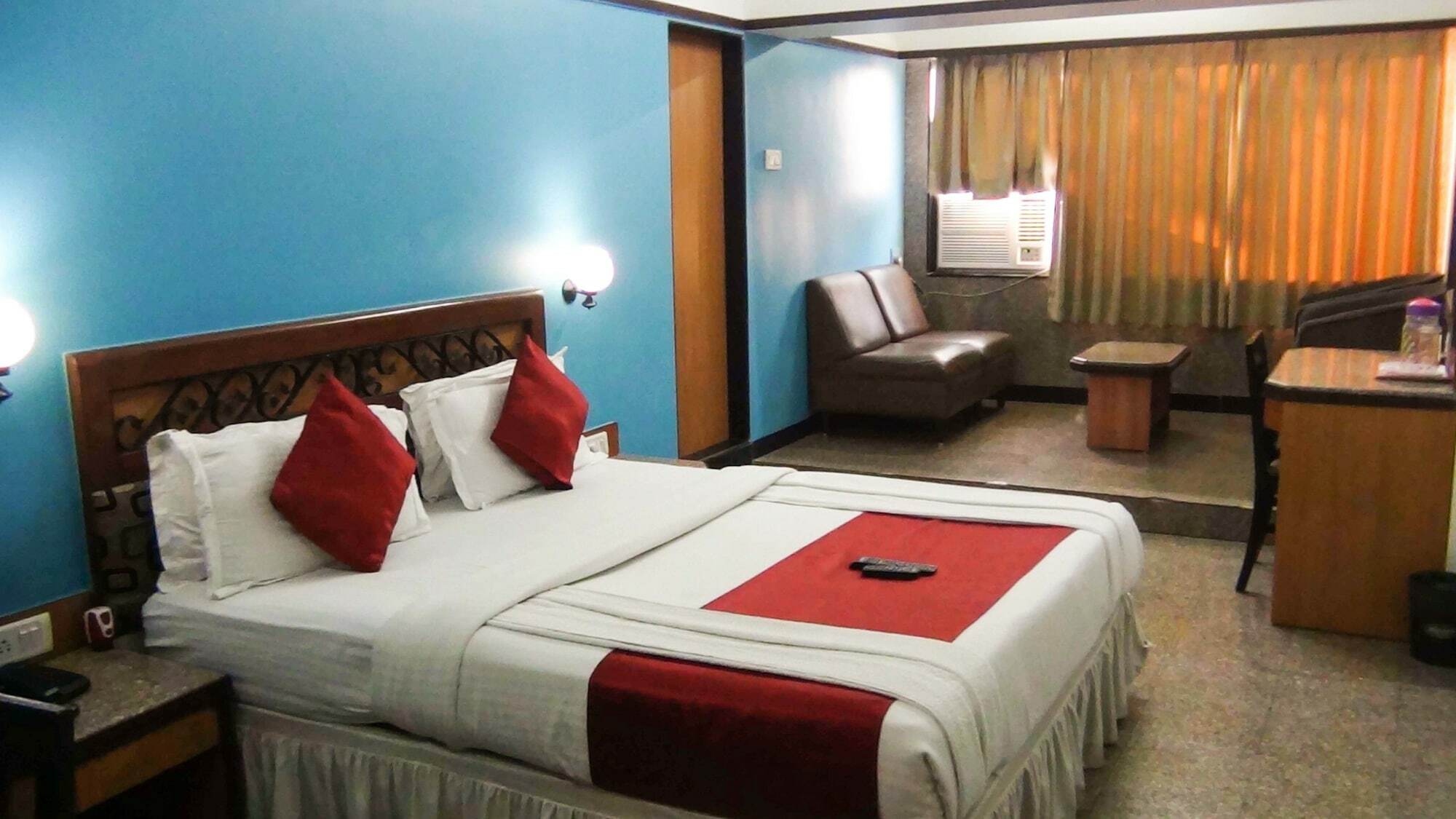 Imperial Palace Andheri 3* Bombaim