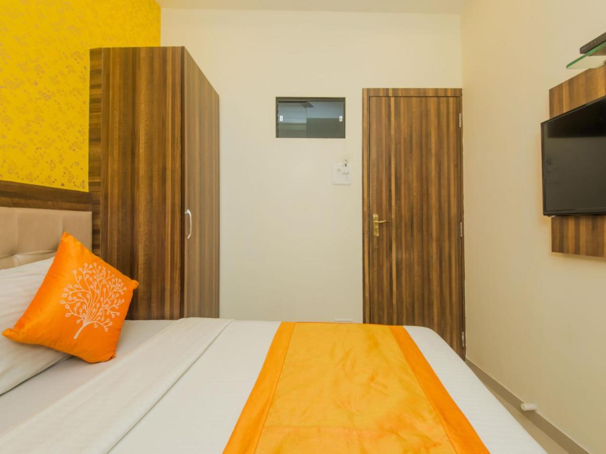 Golden Galaxy Hotel