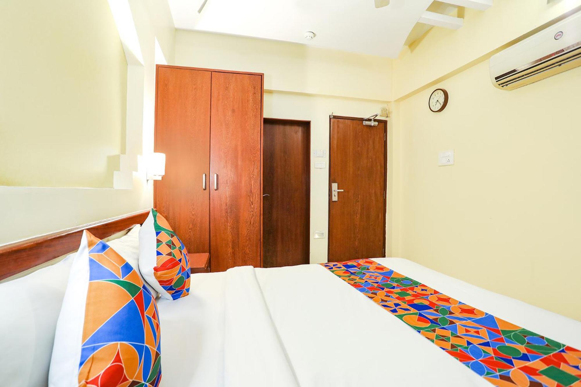 Fabhotel Shubhangan - Nr Bandra Hotel Gurgaon