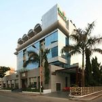 Hotel Suncity Premiere, Near To Airport