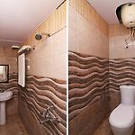 Oyo 75571 Sai Pooja Lodging