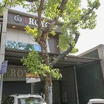 Oyo Flagship 76107 Royce Executive
