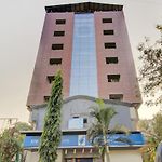 Capital O 77296 Hotel Jalaja Inn