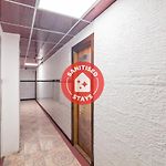 Oyo 71397 Hotel Guru