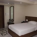Hotel Adarsh Baug