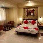 Adi Ashray Hotel