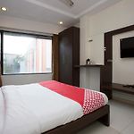 Oyo 23478 Hotel Kamran Residency