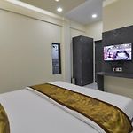 Hotel Aroma- Dadar