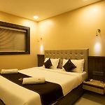 Hotel Golden Crown