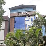 Oyo 85835 Hotel Saachi