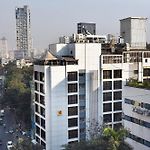 The Shalimar Hotel, Kemps Corner