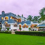Grey Mosaics By Stayvista - Mountain-View Villa In Vasai With Pool, Spacious Lawn & Terrace