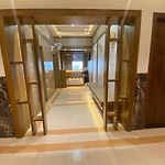 Hotel Bkc Crown - Near Trade Centre, Visa Consulate