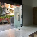 Osi Apartments Bandra West