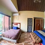 4 Star Paradise Villa