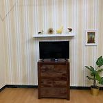 Dominos 1 Bhk Apartment, Near Carter Road By Connket Homes