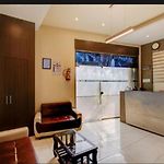 Hotel Emerald Near T2 International Airport Mumbai
