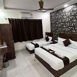 Hotel Plaza Rooms - Prabhadevi Dadar
