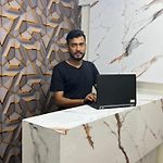 Hotel Plaza Rooms - Prabhadevi Dadar