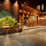 Treebo Premium Savera Inn