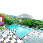 New Holiday Villas