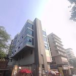 Hotel Beverly Palace Santacruz - Near Bkc - Near Mumbai Airport T1 - Unmarried Couples Not Allowed
