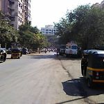 Oyo Apartments Powai Lake View