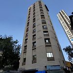 Hotel Ozone Inn Colaba