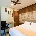 Hotel New Sky Palace Residency- Near International Airport Andheri East