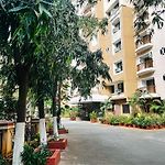 Maxxvalue - Service Apartment Marol
