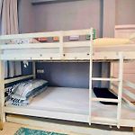 Rahat Manzil- The Old Warm Charm 2 Bedroom Apartment In Khar West By Connekt Homes