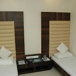 Hotel Causeway, Colaba