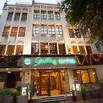 Garden Hotel