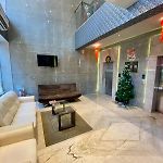 Mumbai House Luxury Apartments, Santacruz East