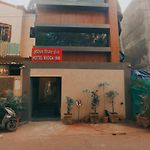 Hotel Rigga Inn Kokilaben Dhirubhai Ambani Hospital