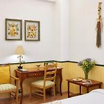 The Gordon House Hotel - Near Gateway Of India