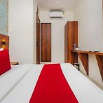 Hotel Golden Sands Near T2 International Airport Mumbai